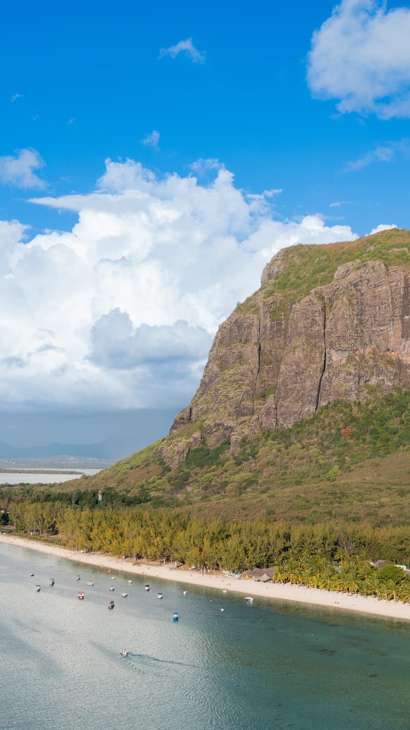 Le Morne Beach.